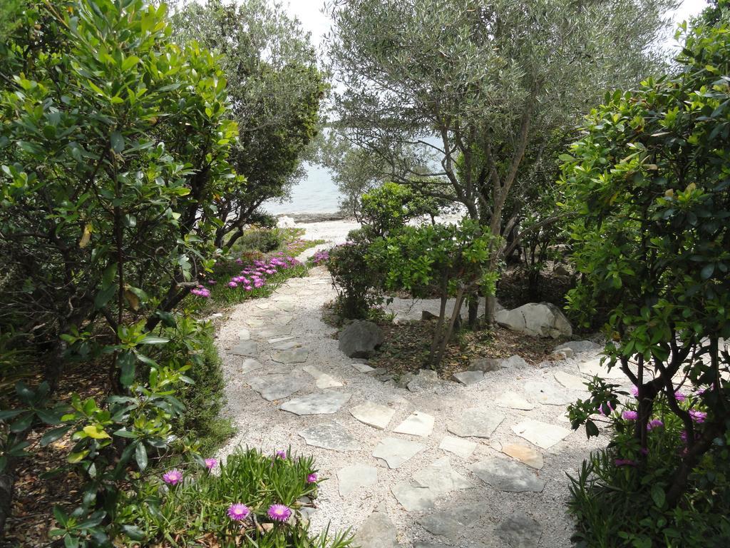 לומבארדה Apartments Grbin (Adults Only) מראה חיצוני תמונה